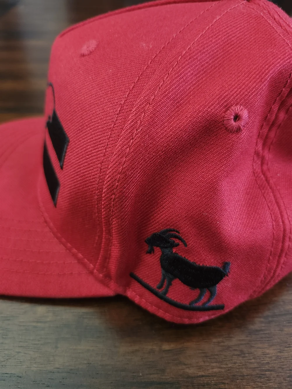Cartel Life 3 Animales Black Thread Red Hat Colorway One Size Snapback